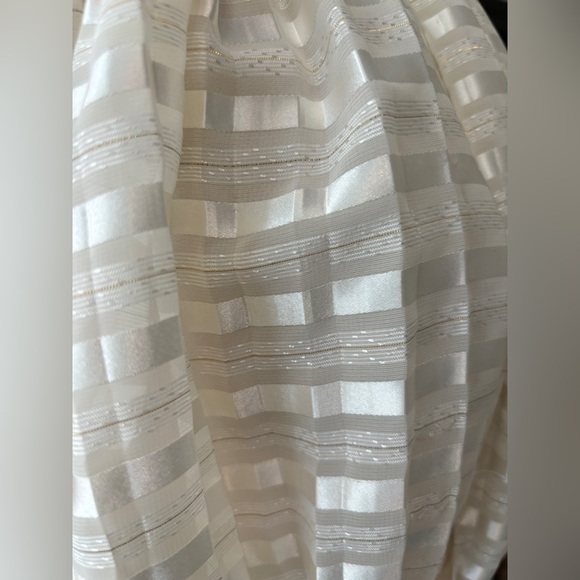 Vintage 80’s Romantic Sheer Cream Blouse with peplum waist and sexy back buttons - Picture 9 of 11